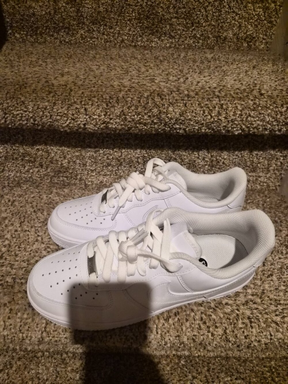 Nike Air Force 1 - Picture 2 of 4